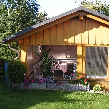 Gästehaus Gertraud Neualbenreuth Exterior foto