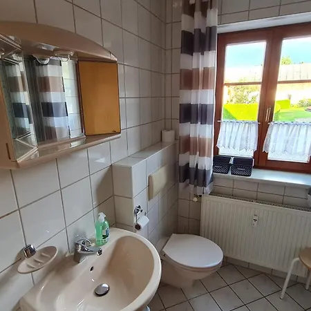 Gästehaus Gertraud Neualbenreuth Exterior foto